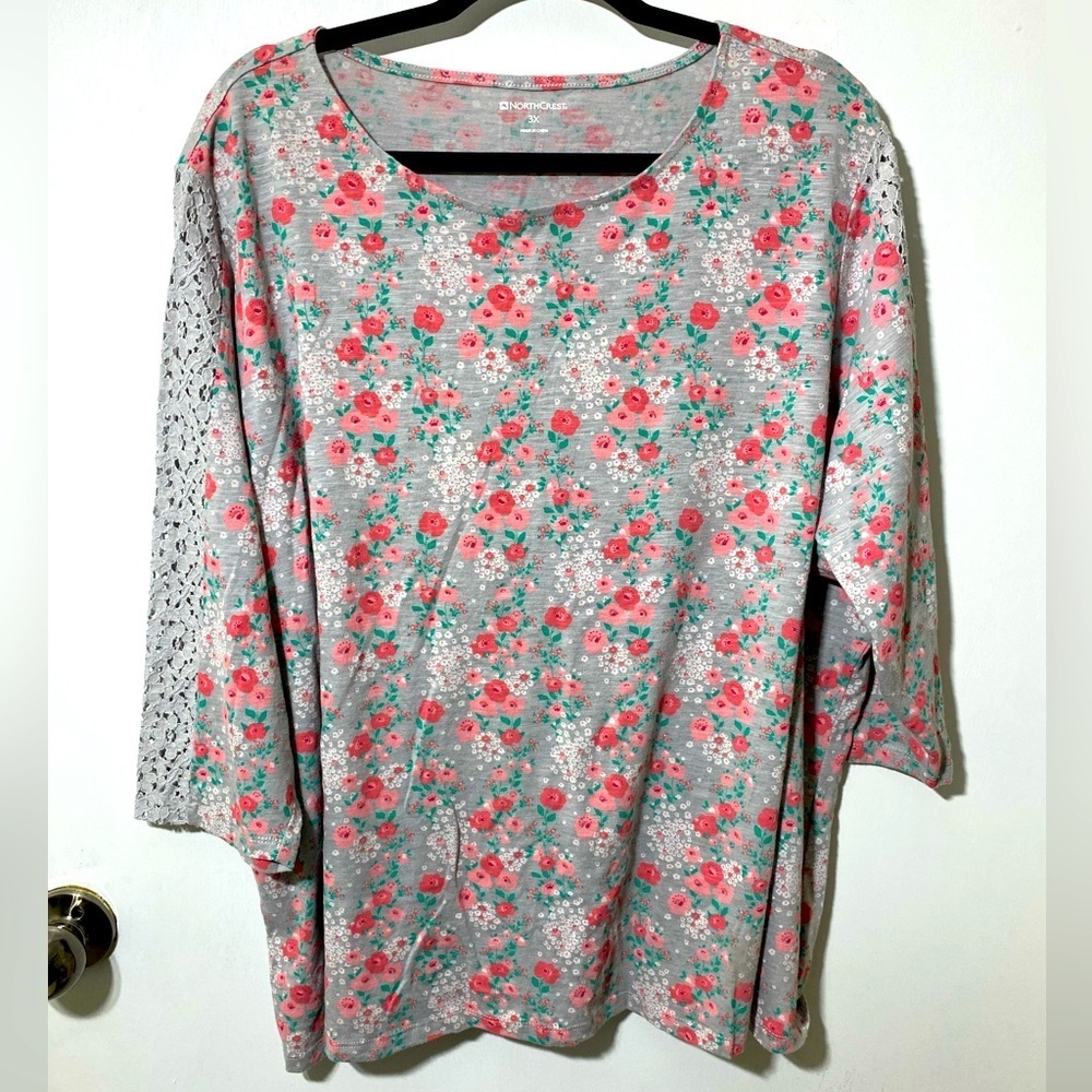 Northcrest shirt Tshirt top pink flowers lace on outside of sleeves Sz 3X   K-24